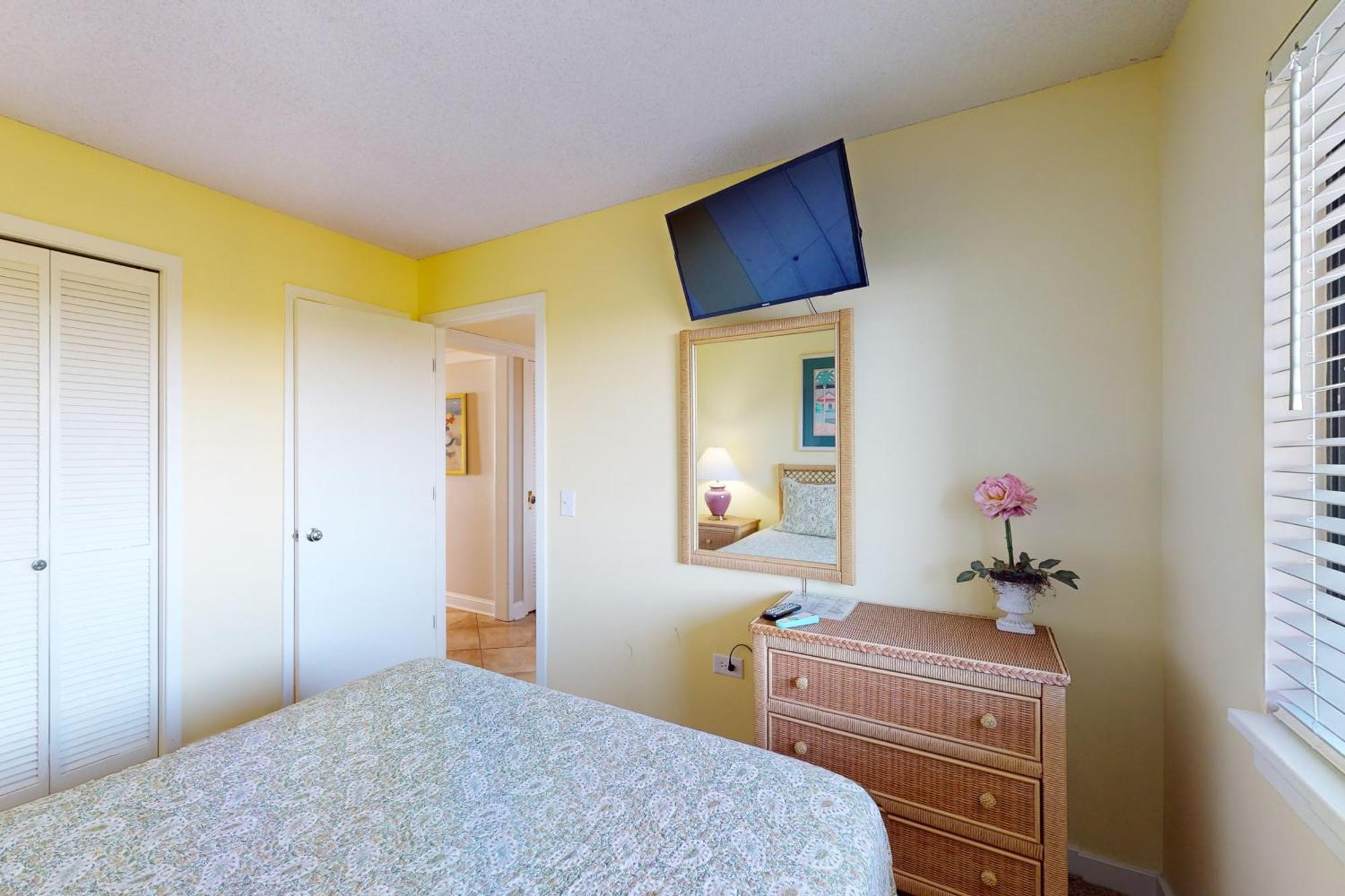 Ocean Creek Villa Myrtle Beach Room photo
